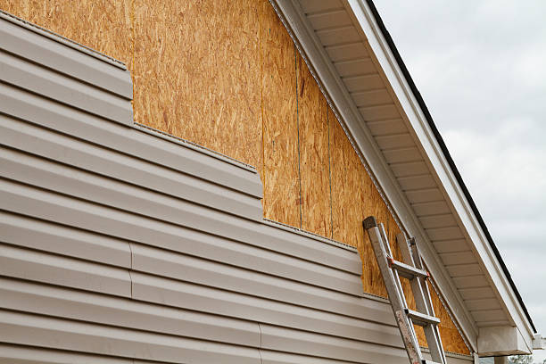 24/7 Emergency Siding Repair experts in Libertyville, IL